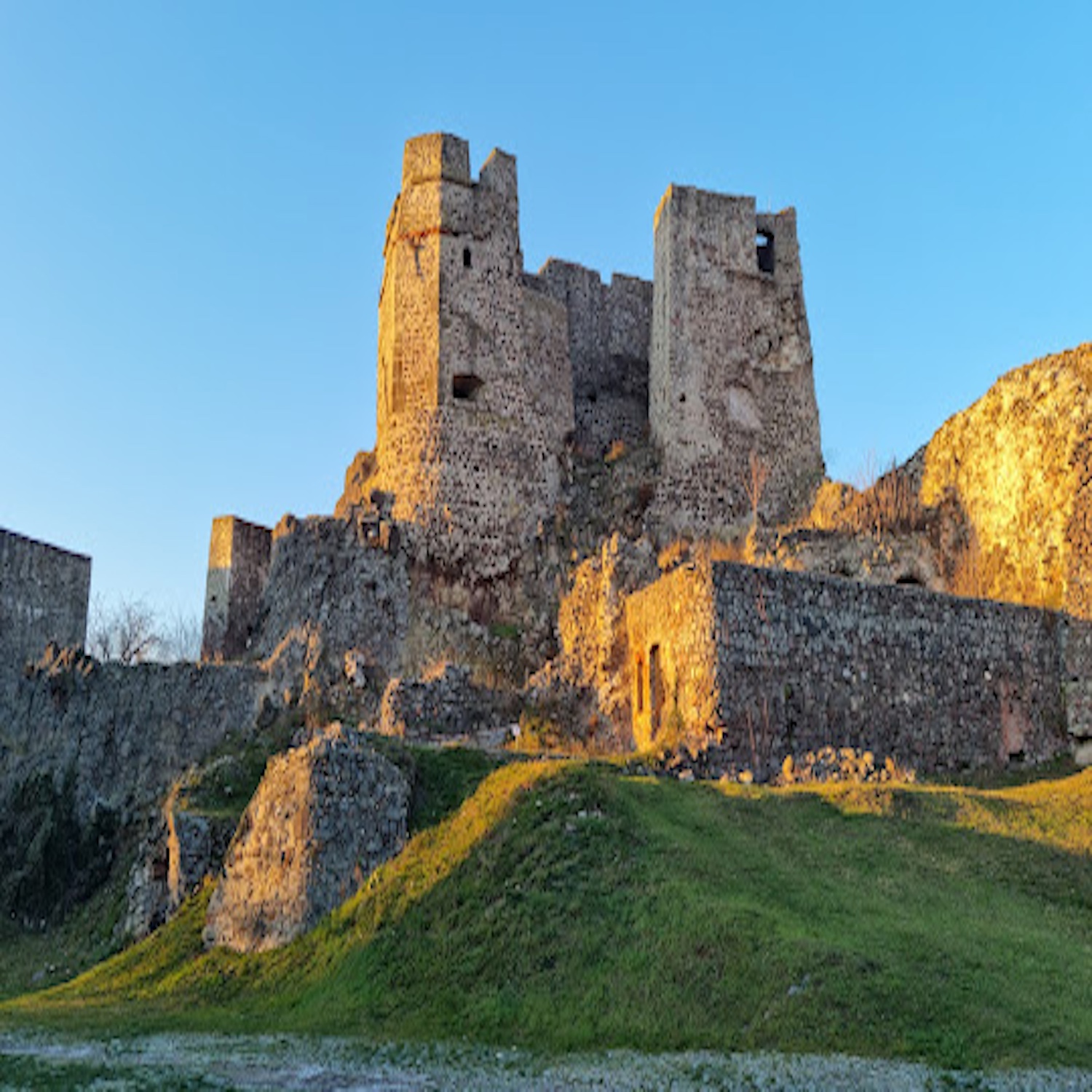 EURO CITY TRANSFER SLOVAKIA LEVICE